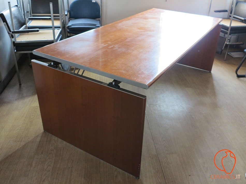 office-big-table-1